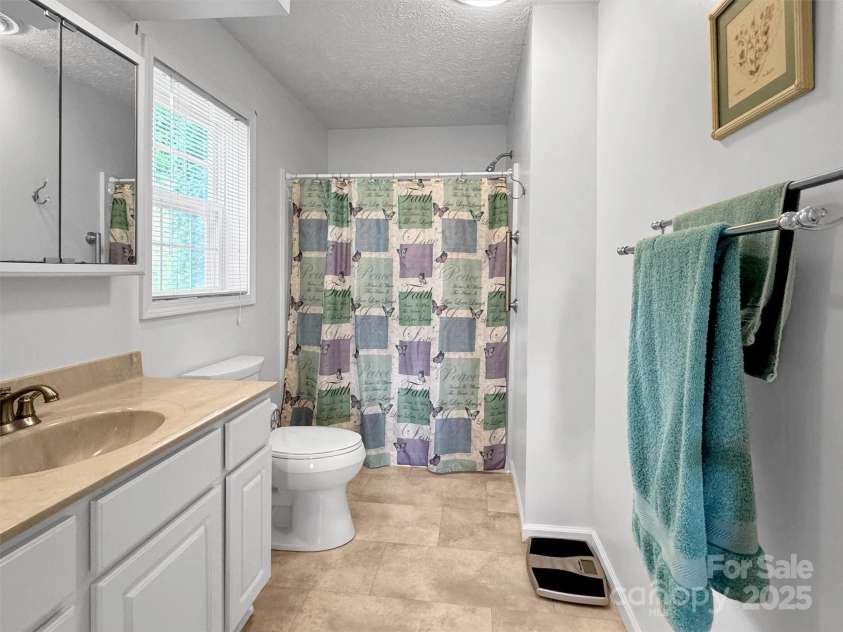 562 Beechwood Drive, Sylva, NC 28779.  MLS# CAR4291137, YatesRealty ID 3119. 