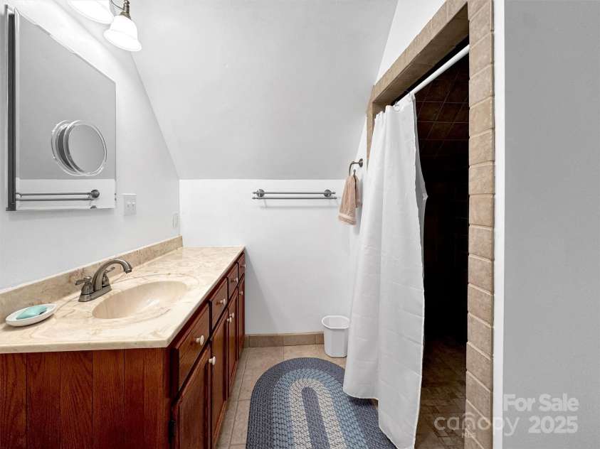 562 Beechwood Drive, Sylva, NC 28779.  MLS# CAR4291137, YatesRealty ID 3119. 