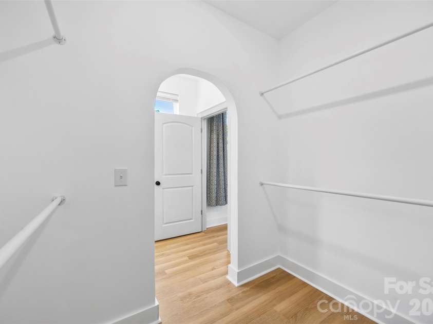 1003 College Boulevard, Dallas, NC 28034.  MLS# CAR4394111, YatesRealty ID 31191. 
