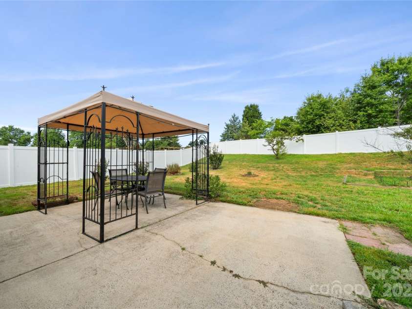 2008 Astoria Drive, Monroe, NC 28110.  MLS# CAR4288300, YatesRealty ID 31191. 