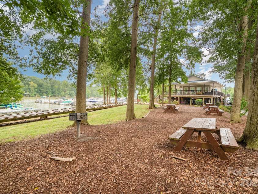 117 Langhorne Drive, Mount Holly, NC 28120.  MLS# CAR4286281, YatesRealty ID 31193. 