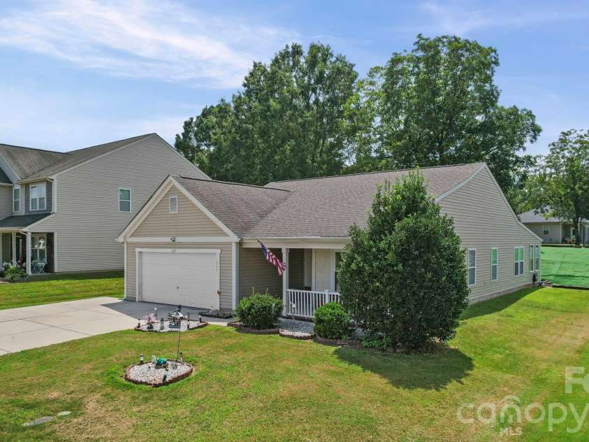 627 Smokehouse Lane, Albemarle, NC 28001.  MLS# CAR4412094, YatesRealty ID 31194. 