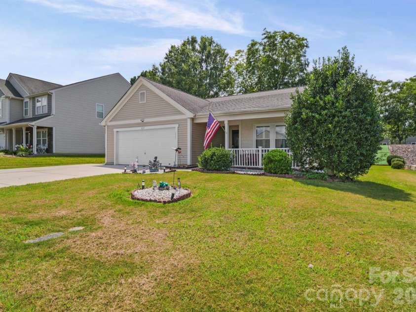 627 Smokehouse Lane, Albemarle, NC 28001.  MLS# CAR4412094, YatesRealty ID 31194. 