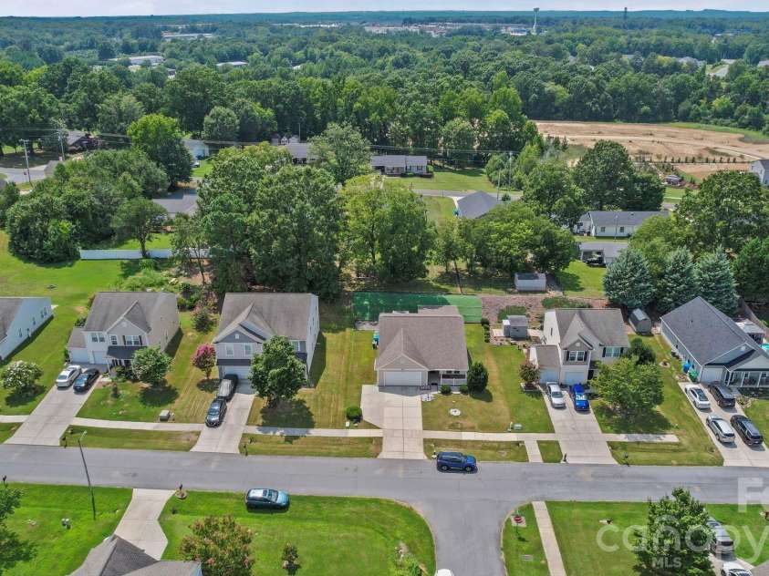 627 Smokehouse Lane, Albemarle, NC 28001.  MLS# CAR4412094, YatesRealty ID 31194. 