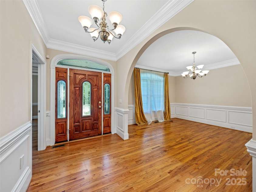 9 Foggy Glen Drive, Arden, NC 28704.  MLS# CAR4283616, YatesRealty ID 31194. 