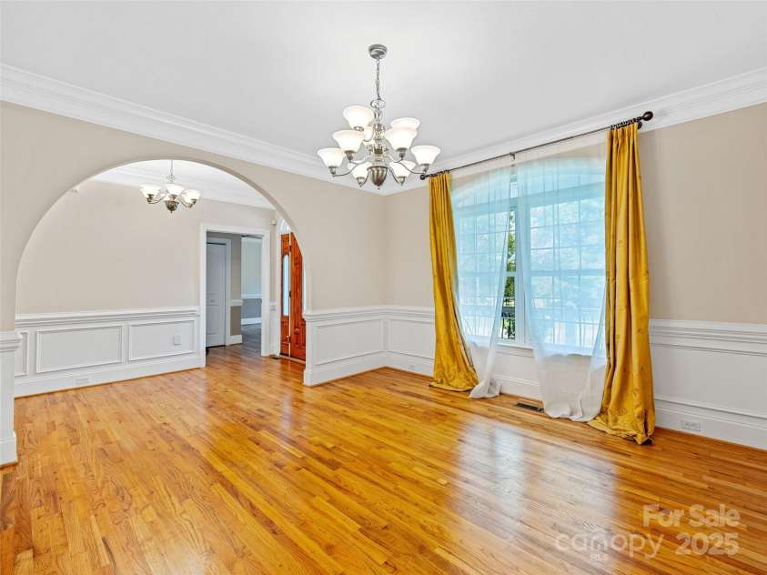 9 Foggy Glen Drive, Arden, NC 28704.  MLS# CAR4283616, YatesRealty ID 31194. 