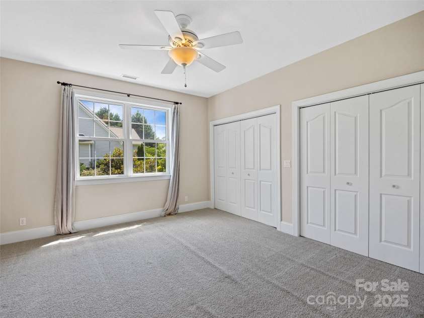 9 Foggy Glen Drive, Arden, NC 28704.  MLS# CAR4283616, YatesRealty ID 31194. 