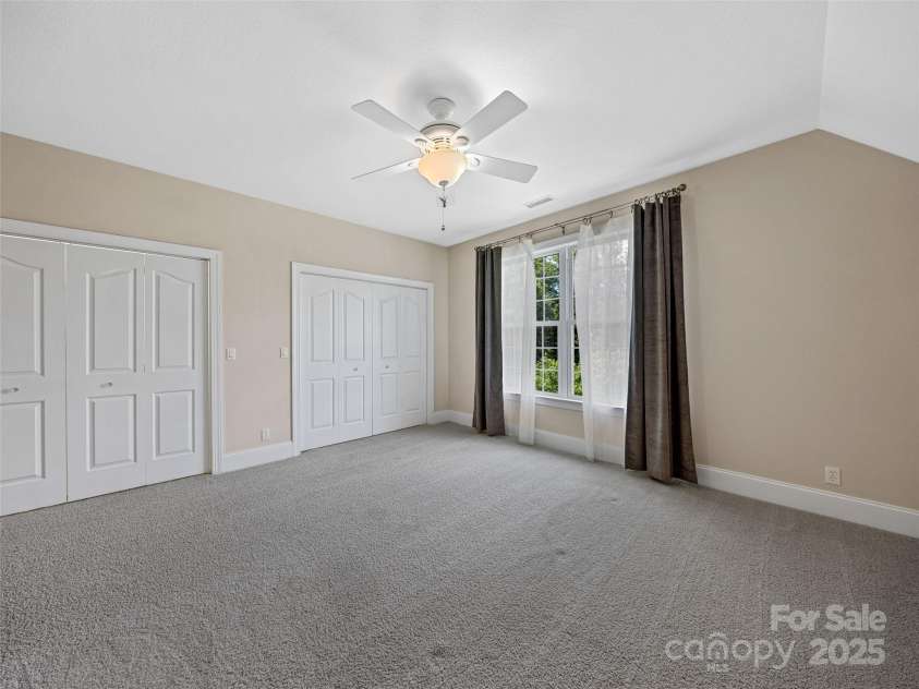 9 Foggy Glen Drive, Arden, NC 28704.  MLS# CAR4283616, YatesRealty ID 31194. 