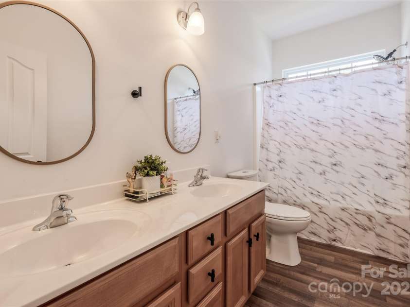 2002 Ledare Lane, Indian Trail, NC 28079.  MLS# CAR4279449, YatesRealty ID 31197. 