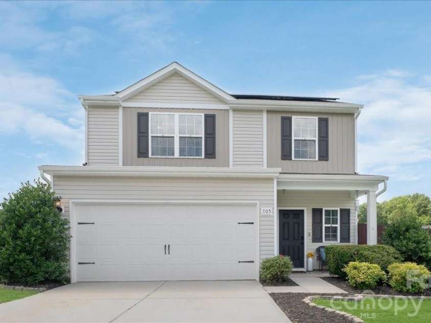 205 Churchill Drive, Kings Mountain, NC 28086.  MLS# CAR4391592, YatesRealty ID 31197. 