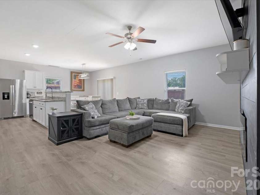 205 Churchill Drive, Kings Mountain, NC 28086.  MLS# CAR4391592, YatesRealty ID 31197. 
