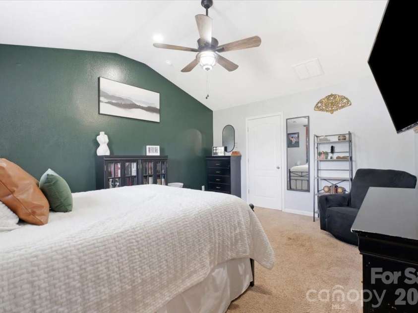 205 Churchill Drive, Kings Mountain, NC 28086.  MLS# CAR4391592, YatesRealty ID 31197. 