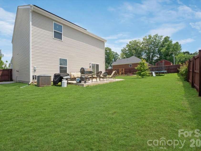 205 Churchill Drive, Kings Mountain, NC 28086.  MLS# CAR4391592, YatesRealty ID 31197. 