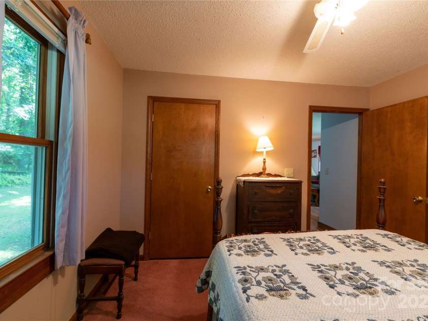 1220 Rock Creek Road, Burnsville, NC 28714.  MLS# CAR4173140, YatesRealty ID 312. 