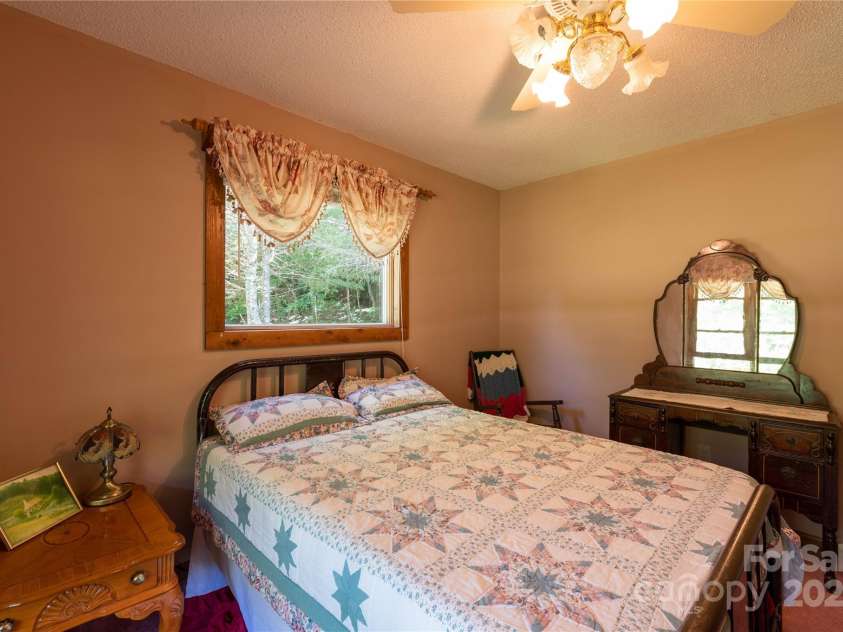 1220 Rock Creek Road, Burnsville, NC 28714.  MLS# CAR4173140, YatesRealty ID 312. 