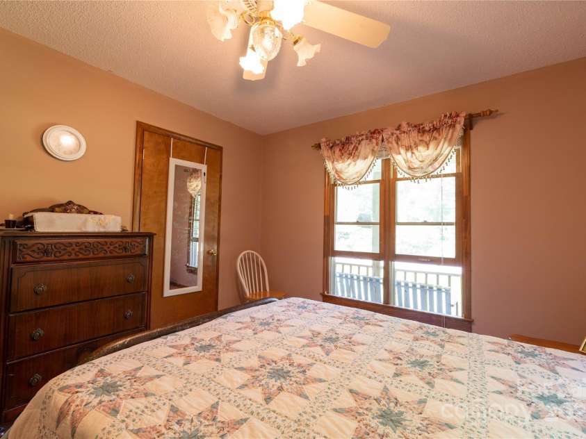 1220 Rock Creek Road, Burnsville, NC 28714.  MLS# CAR4173140, YatesRealty ID 312. 