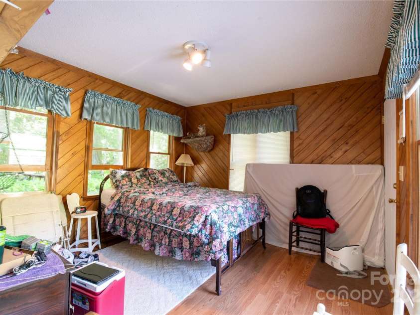 1220 Rock Creek Road, Burnsville, NC 28714.  MLS# CAR4173140, YatesRealty ID 312. 