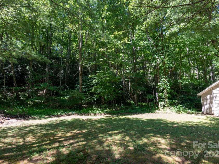 1220 Rock Creek Road, Burnsville, NC 28714.  MLS# CAR4173140, YatesRealty ID 312. 