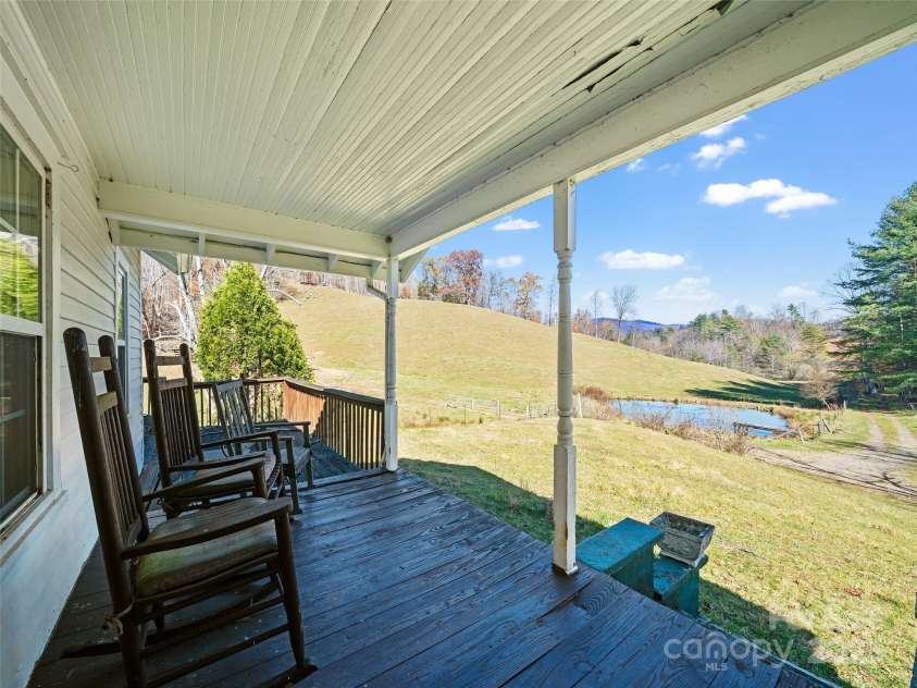 321 Lyle Lane, Green Mountain, NC 28740.  MLS# CAR4320356, YatesRealty ID 312. 