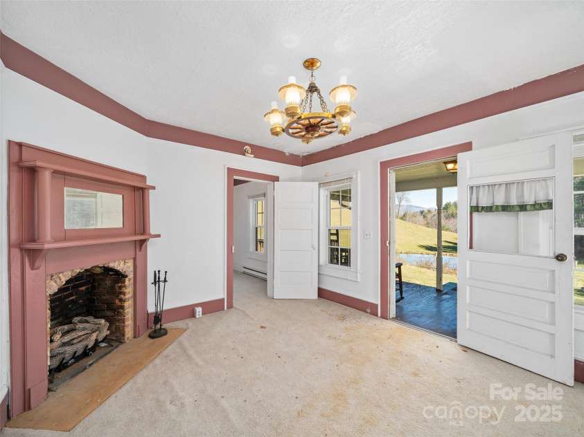 321 Lyle Lane, Green Mountain, NC 28740.  MLS# CAR4320356, YatesRealty ID 312. 