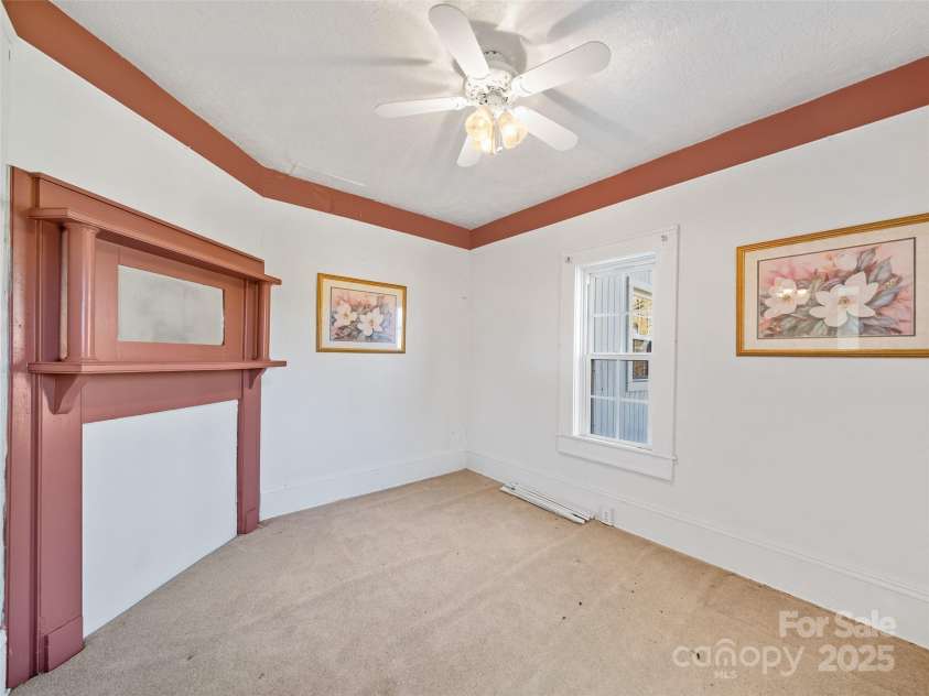 321 Lyle Lane, Green Mountain, NC 28740.  MLS# CAR4320356, YatesRealty ID 312. 