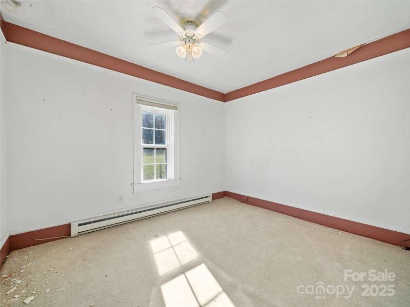 321 Lyle Lane, Green Mountain, NC 28740.  MLS# CAR4320356, YatesRealty ID 312. 