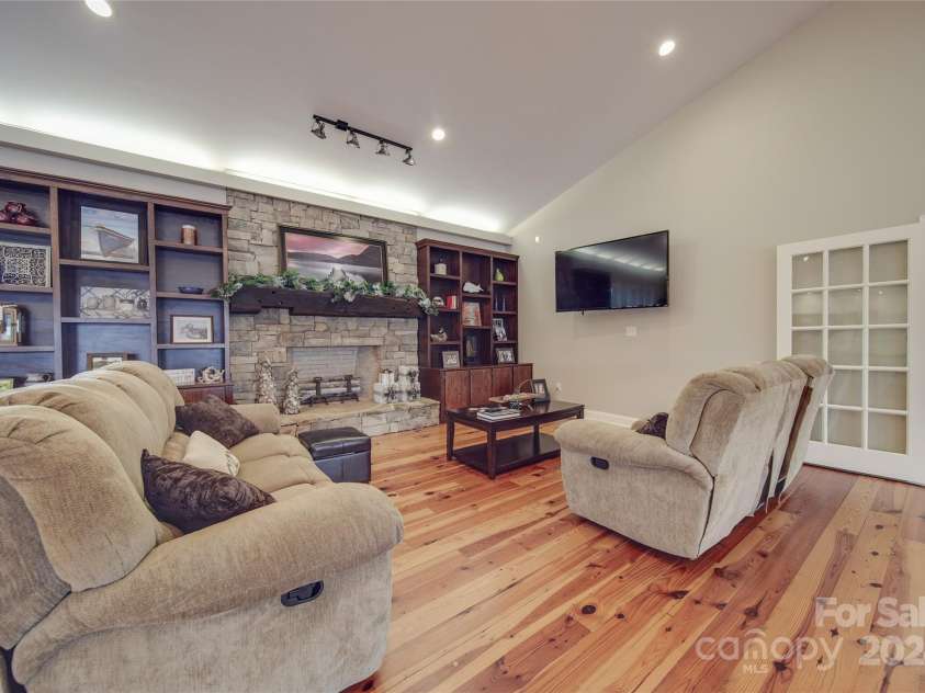 709 Everetts Mill Road, Rockingham, NC 28379.  MLS# CAR4205550, YatesRealty ID 312. 