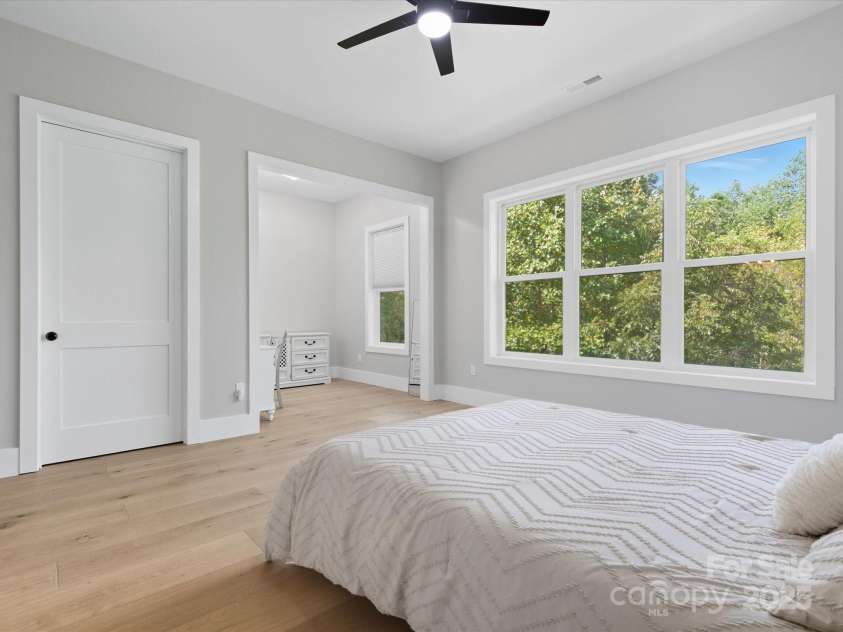 1070 Saddle Back Lane, Mooresville, NC 28115.  MLS# CAR4298516, YatesRealty ID 3120. 