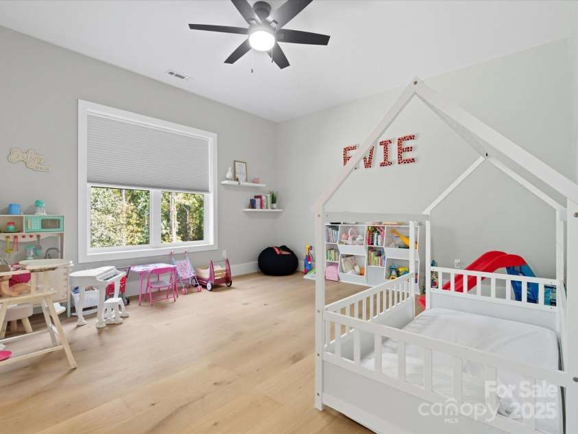 1070 Saddle Back Lane, Mooresville, NC 28115.  MLS# CAR4298516, YatesRealty ID 3120. 