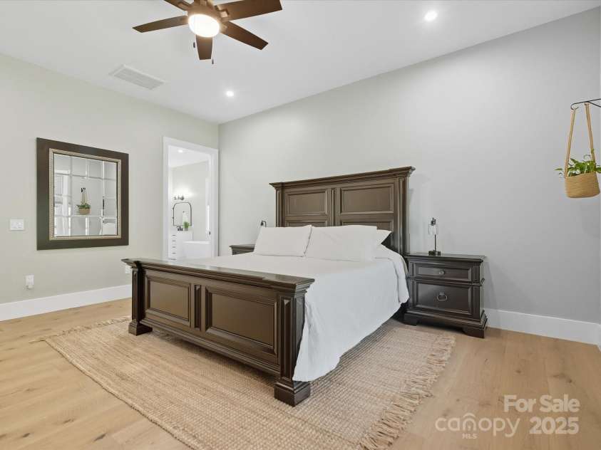 1070 Saddle Back Lane, Mooresville, NC 28115.  MLS# CAR4298516, YatesRealty ID 3120. 