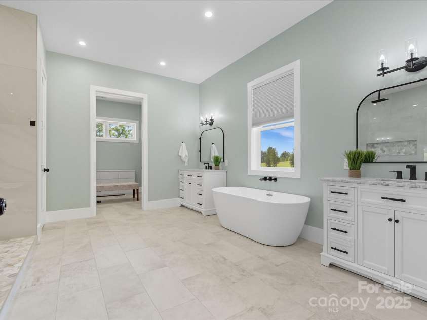 1070 Saddle Back Lane, Mooresville, NC 28115.  MLS# CAR4298516, YatesRealty ID 3120. 