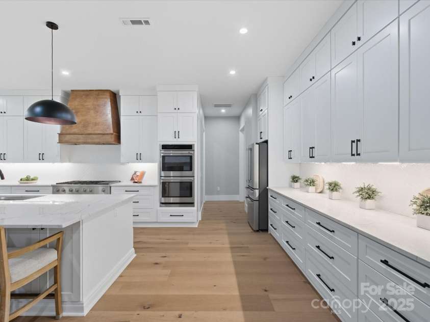 1070 Saddle Back Lane, Mooresville, NC 28115.  MLS# CAR4298516, YatesRealty ID 3120. 