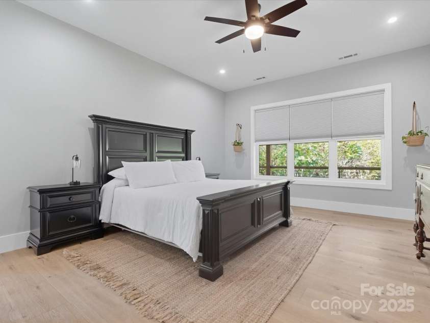 1070 Saddle Back Lane, Mooresville, NC 28115.  MLS# CAR4298516, YatesRealty ID 3120. 