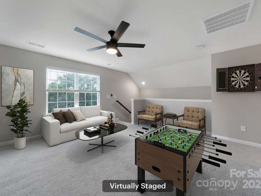 17237 Rider Wood Lane, Charlotte, NC 28278.  MLS# CAR4285511, YatesRealty ID 31201. 