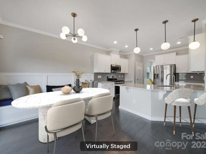 17237 Rider Wood Lane, Charlotte, NC 28278.  MLS# CAR4331462, YatesRealty ID 31201. 