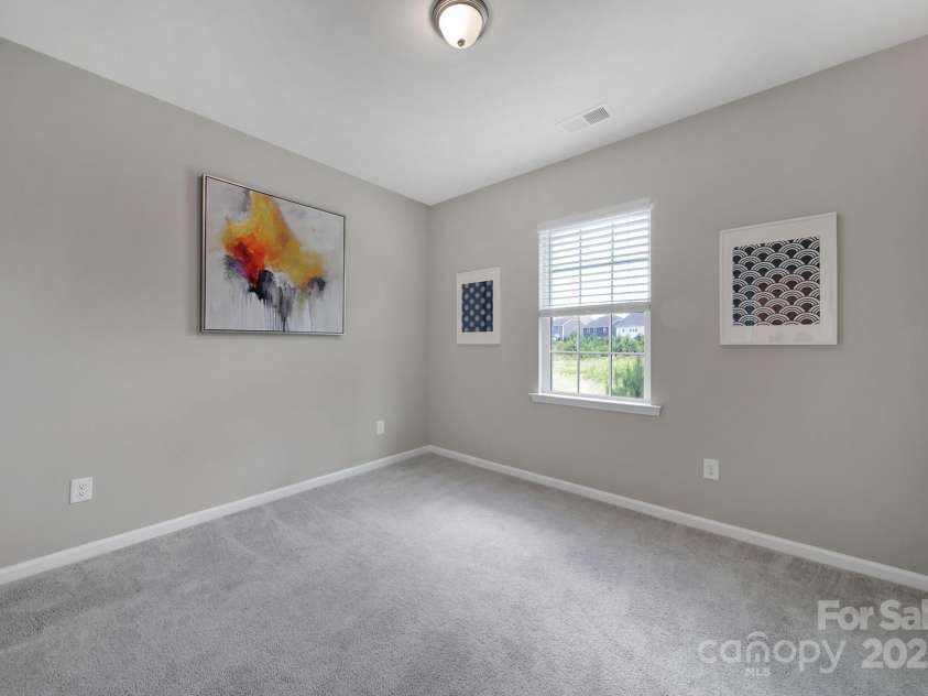 17237 Rider Wood Lane, Charlotte, NC 28278.  MLS# CAR4331462, YatesRealty ID 31201. 