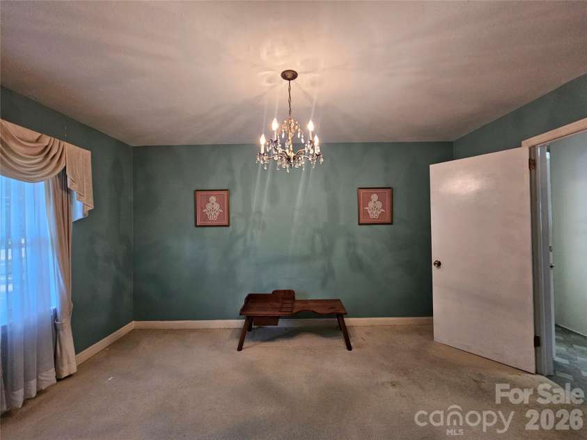 331 Woodside Drive, Shelby, NC 28150.  MLS# CAR4387360, YatesRealty ID 31201. 