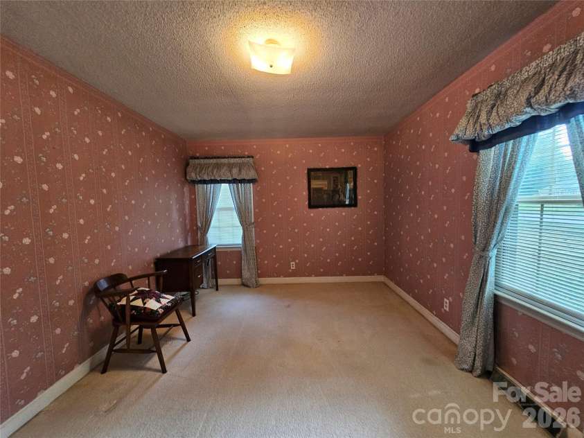 331 Woodside Drive, Shelby, NC 28150.  MLS# CAR4387360, YatesRealty ID 31201. 