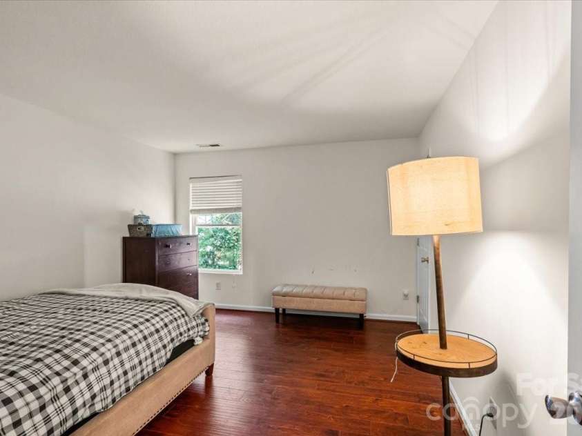 3119 Decapolis Drive, Charlotte, NC 28215.  MLS# CAR4385642, YatesRealty ID 31202. 2nd 3rd bedroom