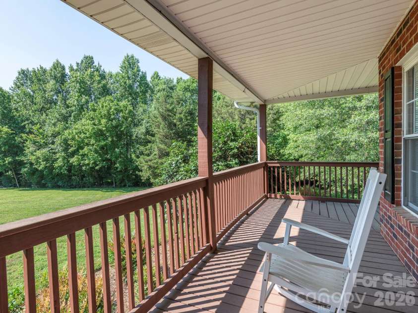 4440 Hucks Road, Charlotte, NC 28269.  MLS# CAR4375835, YatesRealty ID 31203. 