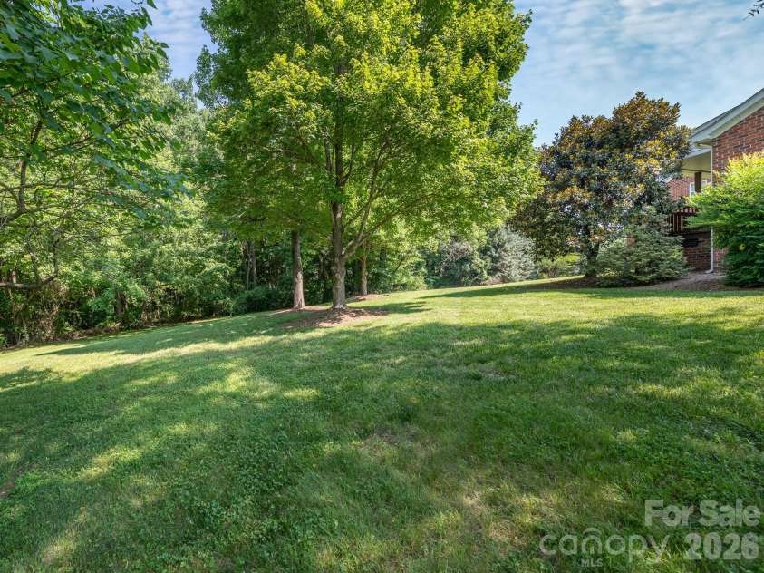4440 Hucks Road, Charlotte, NC 28269.  MLS# CAR4375835, YatesRealty ID 31203. 