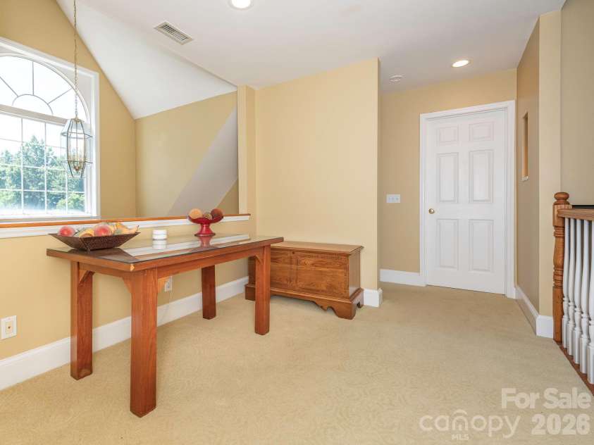 4440 Hucks Road, Charlotte, NC 28269.  MLS# CAR4375835, YatesRealty ID 31203. Second level landing