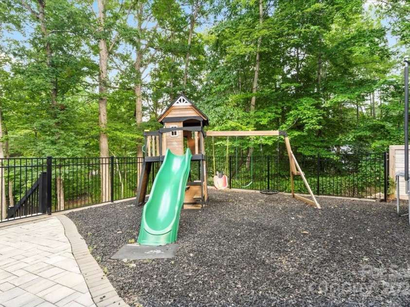 402 Wildlife Road, Troutman, NC 28166.  MLS# CAR4272681, YatesRealty ID 31205. 