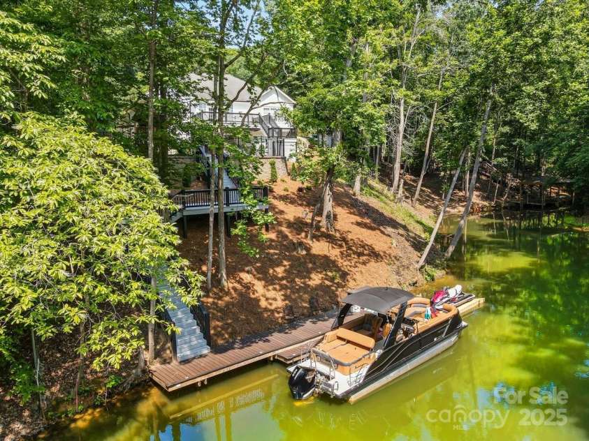 402 Wildlife Road, Troutman, NC 28166.  MLS# CAR4272681, YatesRealty ID 31205. 