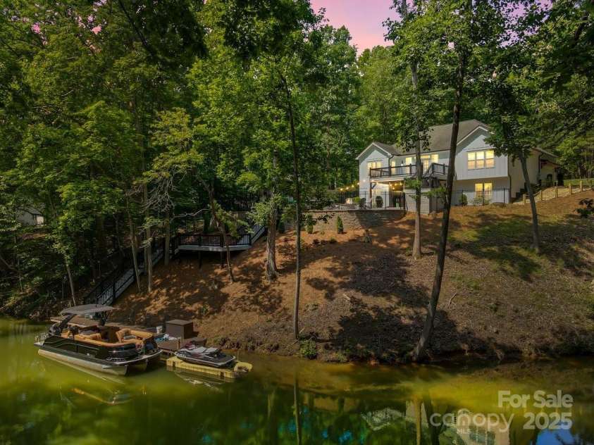 402 Wildlife Road, Troutman, NC 28166.  MLS# CAR4272681, YatesRealty ID 31205. 