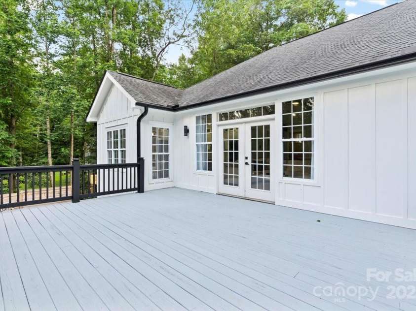 402 Wildlife Road, Troutman, NC 28166.  MLS# CAR4272681, YatesRealty ID 31205. Deck