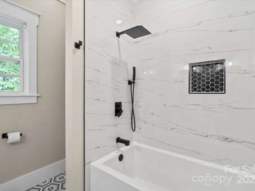402 Wildlife Road, Troutman, NC 28166.  MLS# CAR4272681, YatesRealty ID 31205. Secondary bath/shower