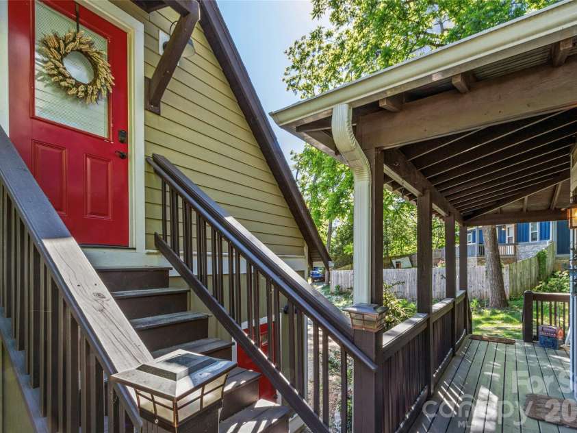 5 Fieldtop Lane, Arden, NC 28704.  MLS# CAR4386658, YatesRealty ID 31206. 