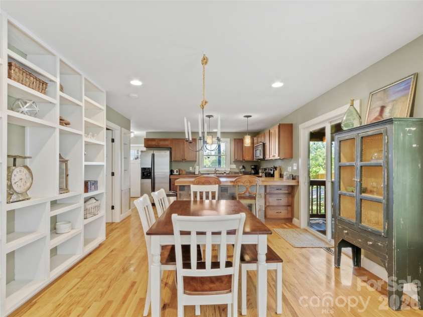 5 Fieldtop Lane, Arden, NC 28704.  MLS# CAR4386658, YatesRealty ID 31206. 