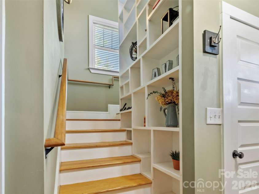5 Fieldtop Lane, Arden, NC 28704.  MLS# CAR4386658, YatesRealty ID 31206. 
